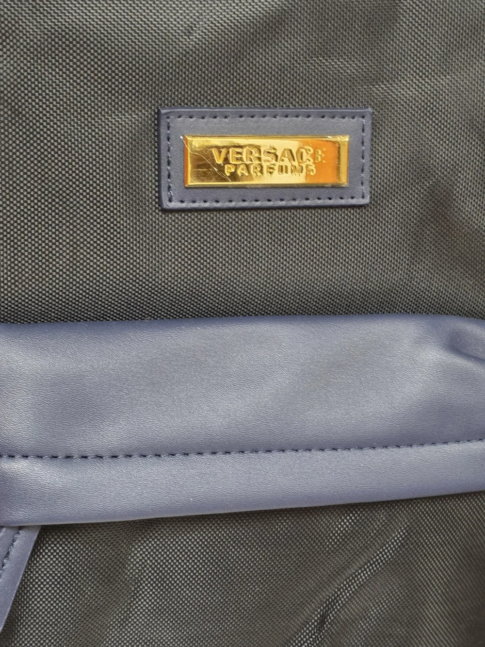 Versace Parfums Navy and Black Travel Weekender Duffle Gym Bag, NWOT.